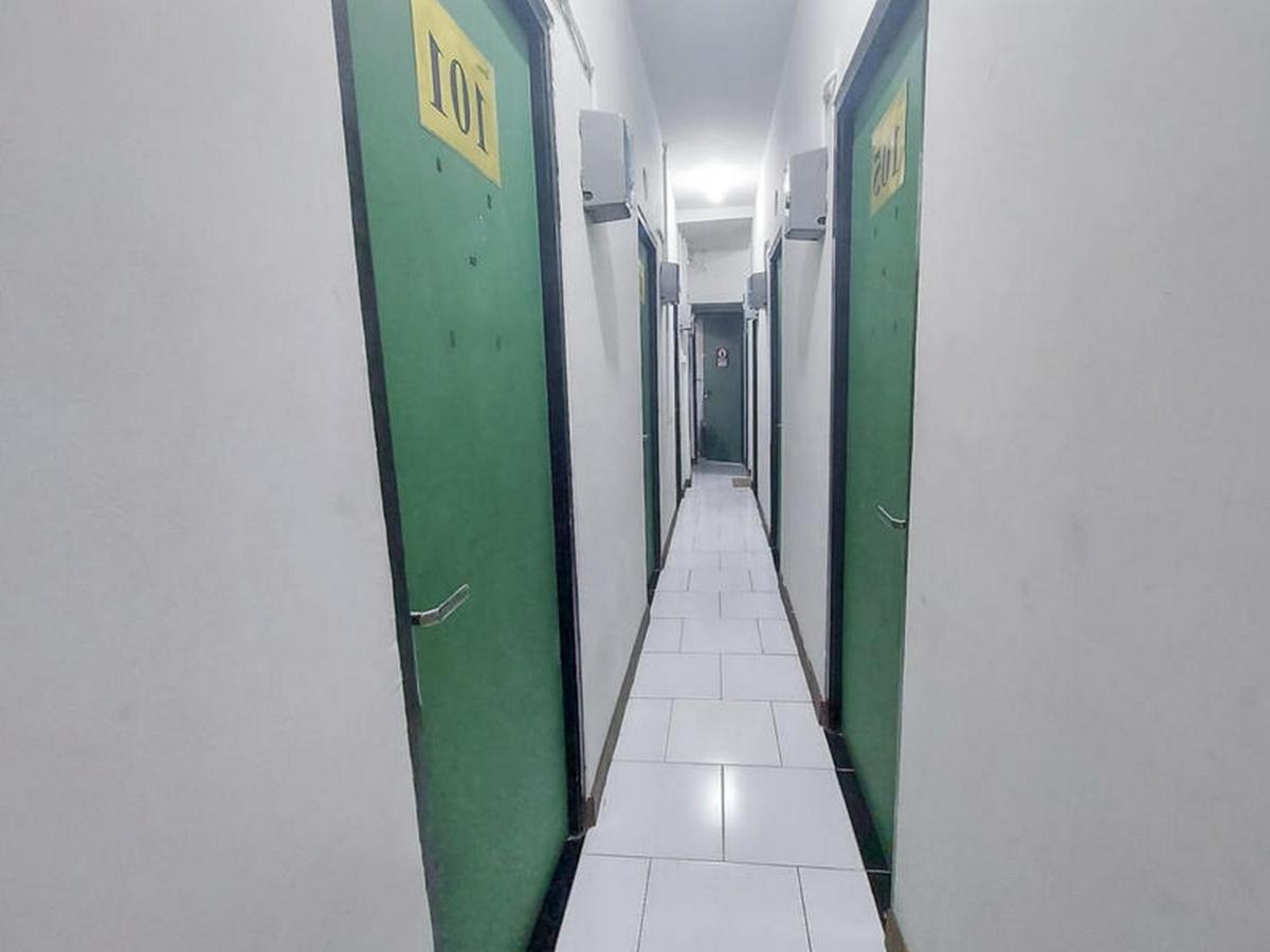 Marson Taman Mahkota Syariah Residence Redpartner Tangerang Exterior photo